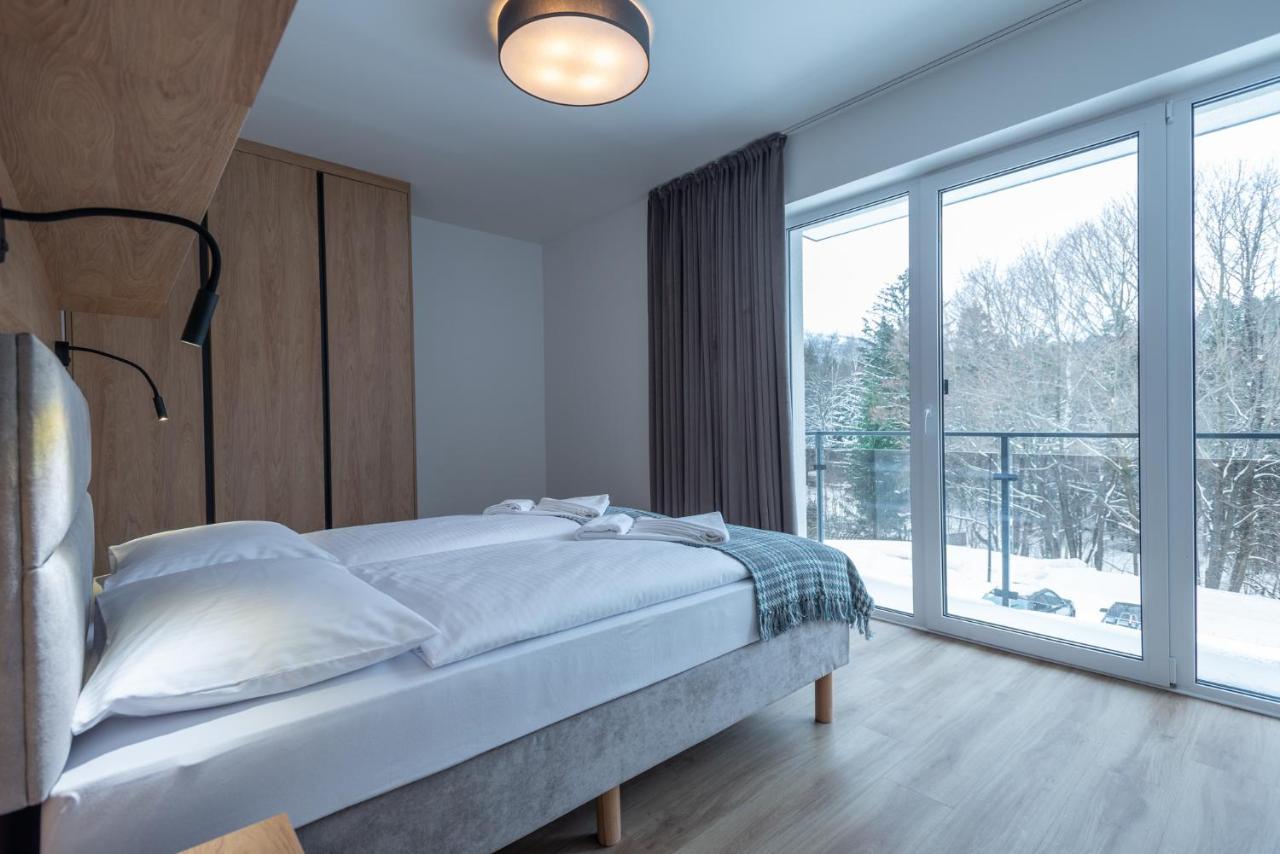 Apartamenty Na Uroczysku شكلارسكا بوريبا المظهر الخارجي الصورة